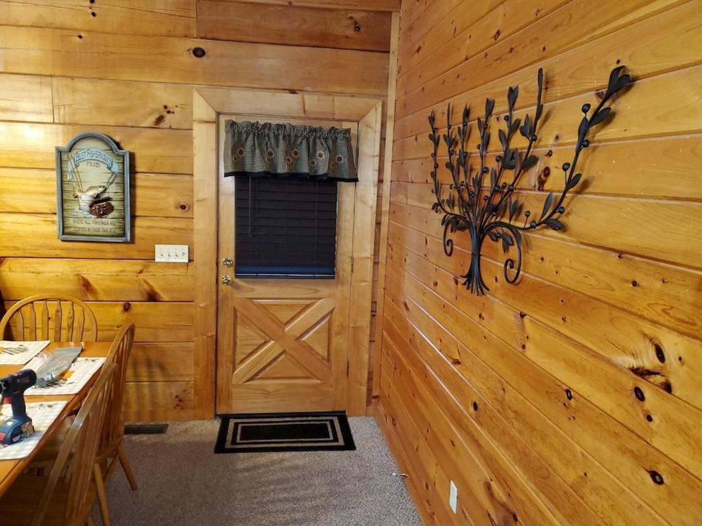 סביירוויל Story Brook: Beautiful True Log Cabin! Close To Dollywood, State Park, And More! מראה חיצוני תמונה